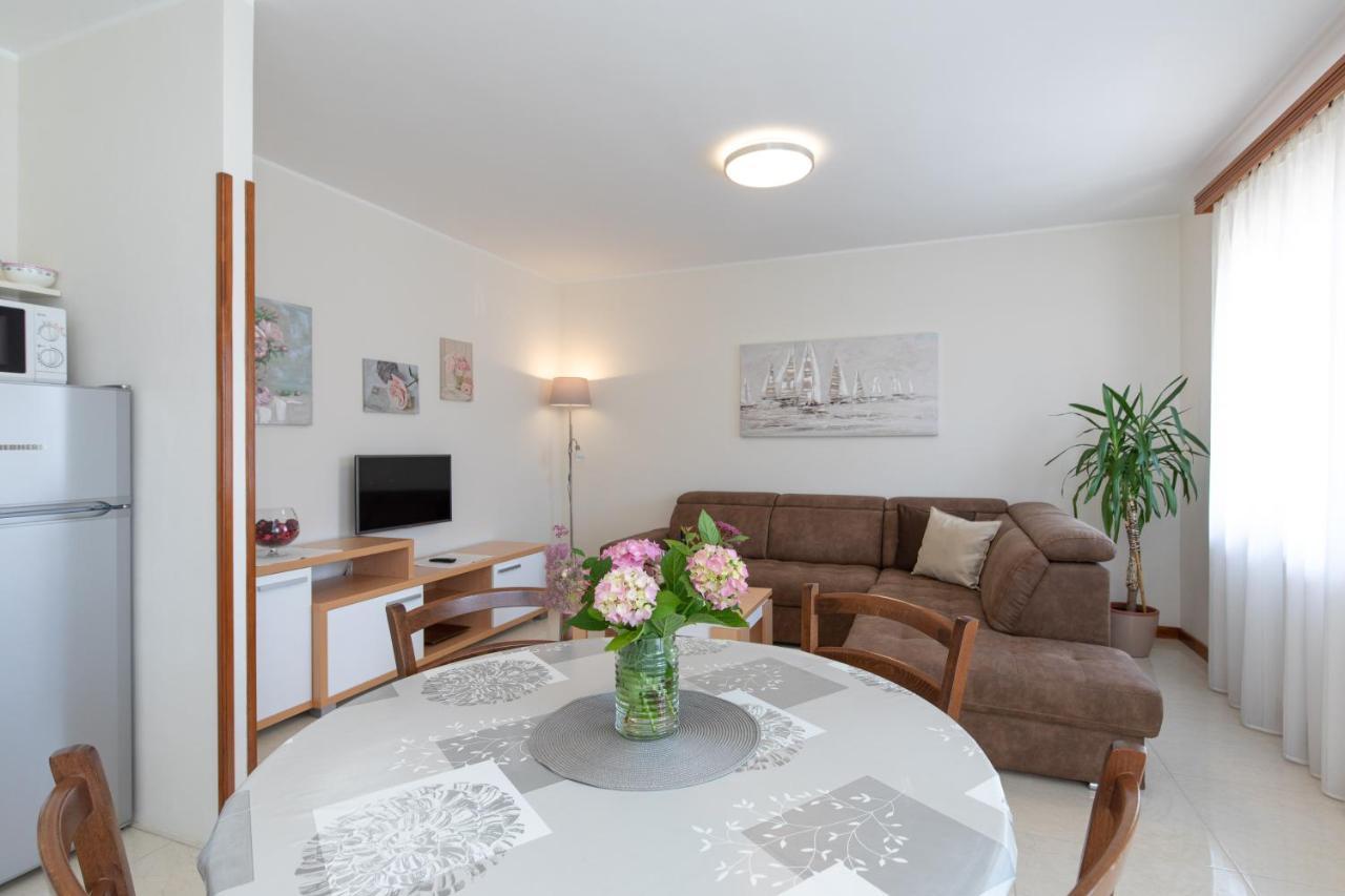 Apartments Dujmovic Ivo 2 Baska  Ngoại thất bức ảnh