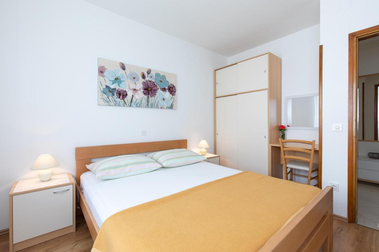 Apartments Dujmovic Ivo 2 Baska  Ngoại thất bức ảnh