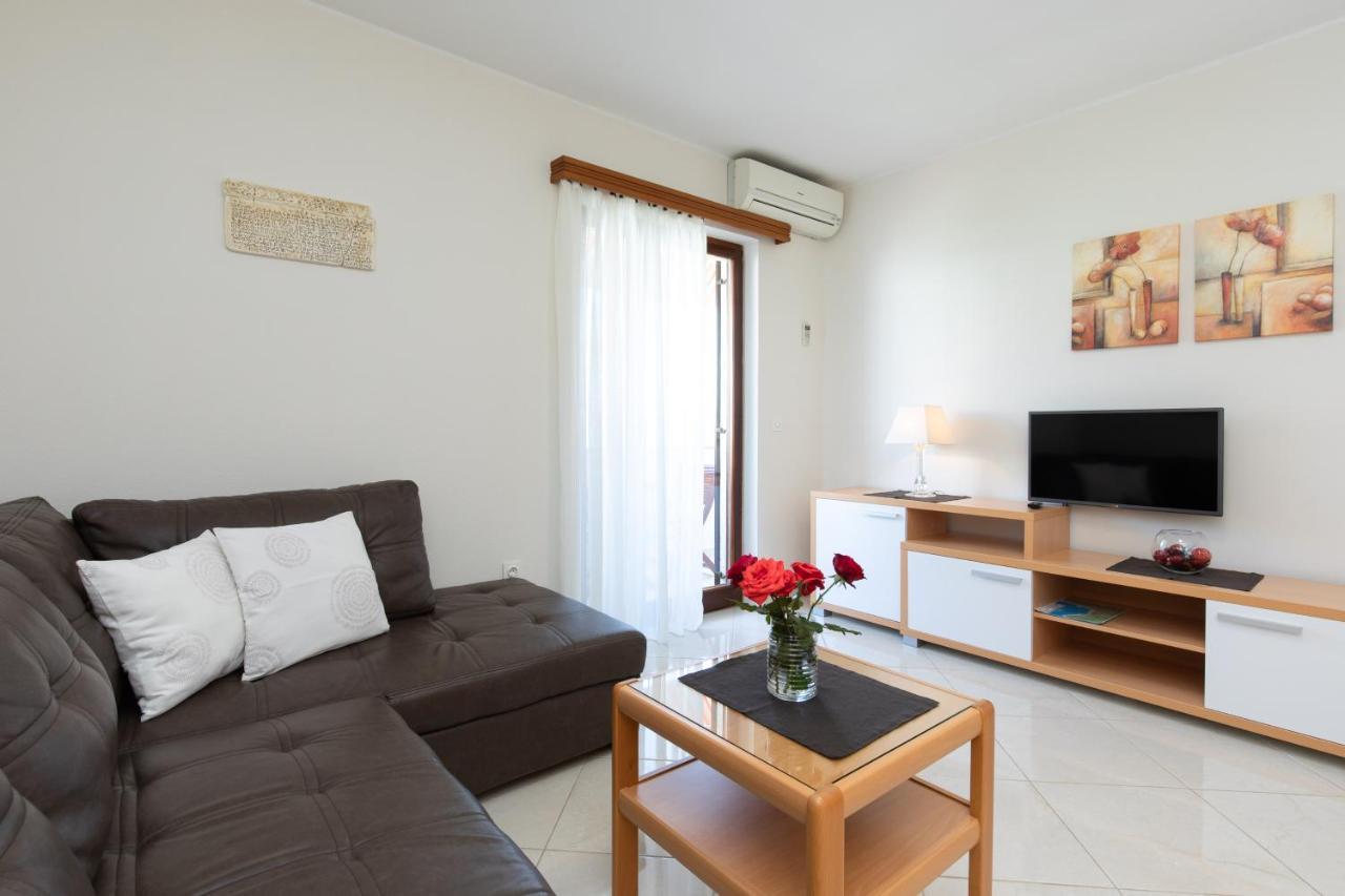 Apartments Dujmovic Ivo 2 Baska  Ngoại thất bức ảnh