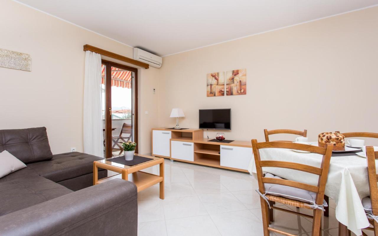 Apartments Dujmovic Ivo 2 Baska  Ngoại thất bức ảnh