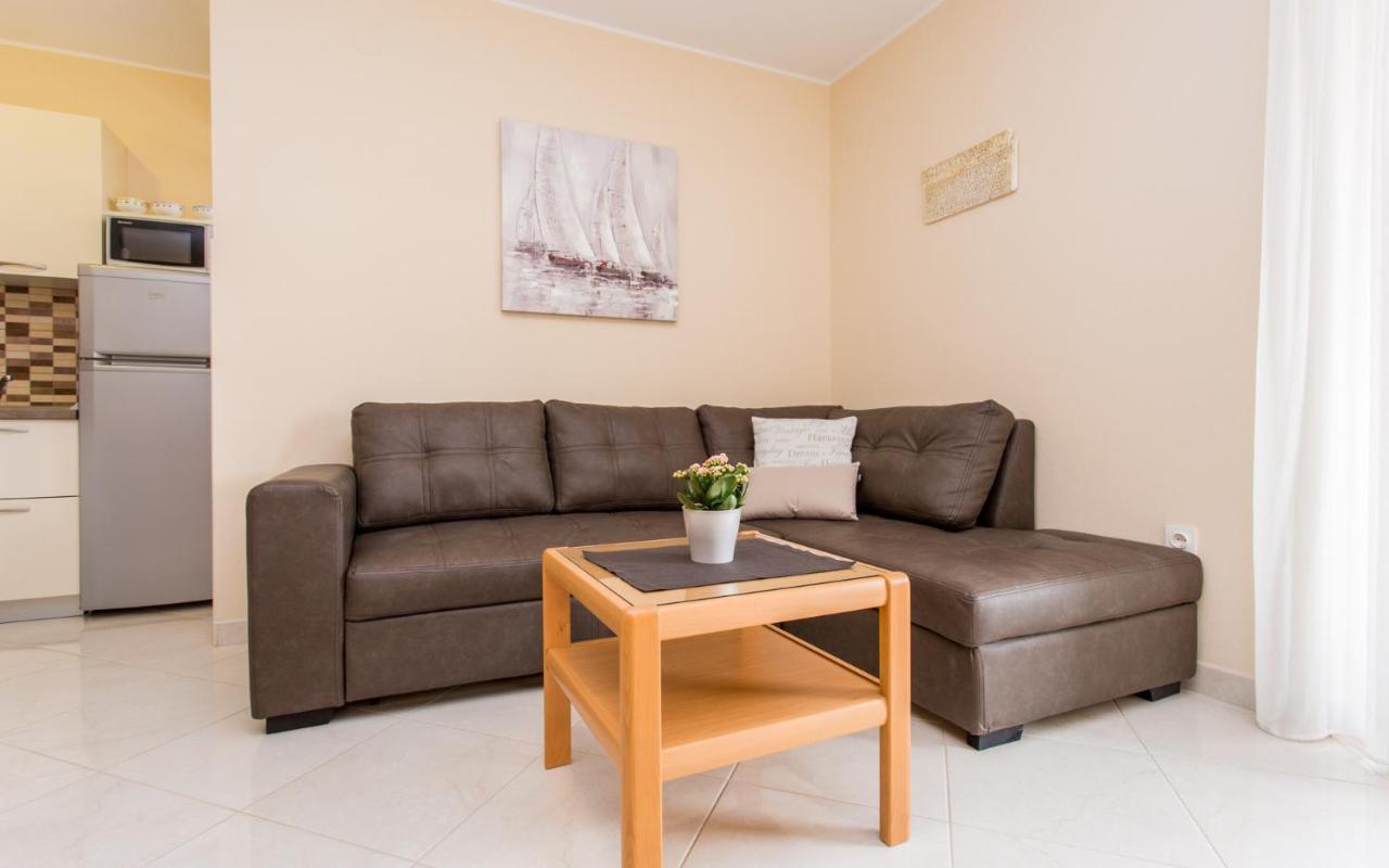 Apartments Dujmovic Ivo 2 Baska  Ngoại thất bức ảnh